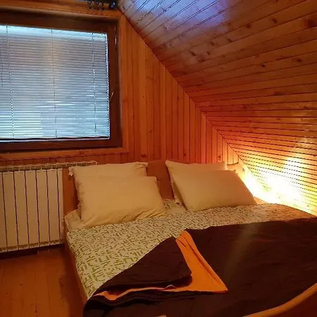 Vikendica Dada * Яхорина